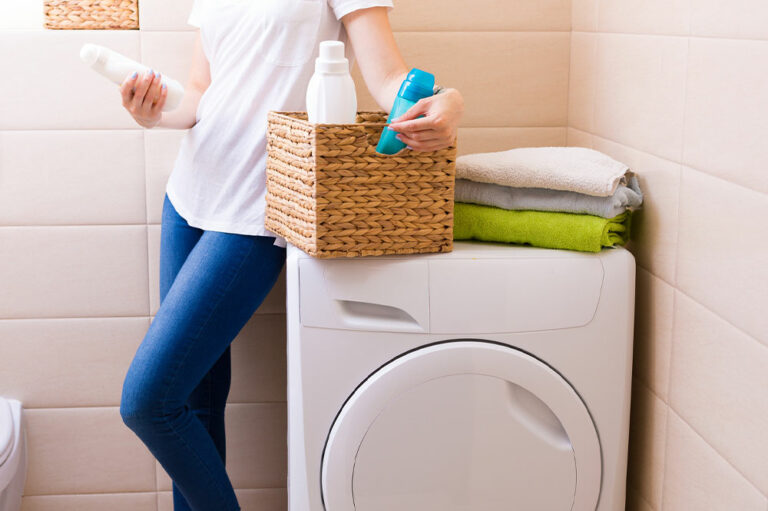 9 Laundry Detergents for Fresh Smelling Clothes